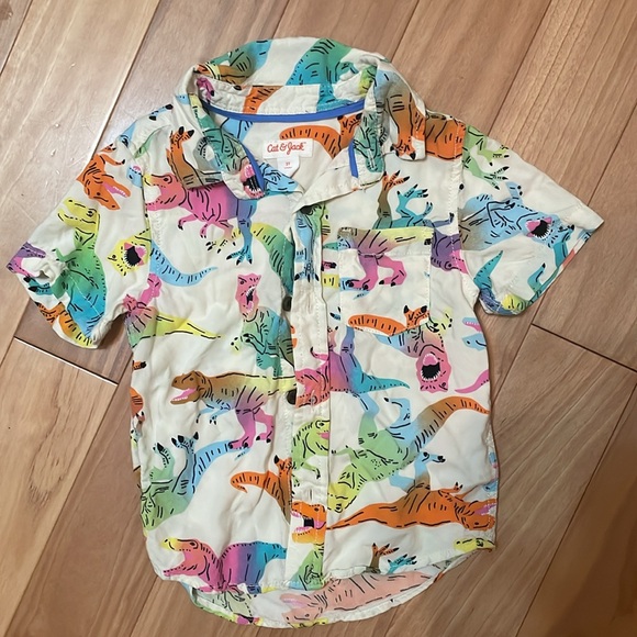 Cat and Jack Dino button down. Size 3T - Picture 3 of 3